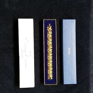 Avon Bracelet